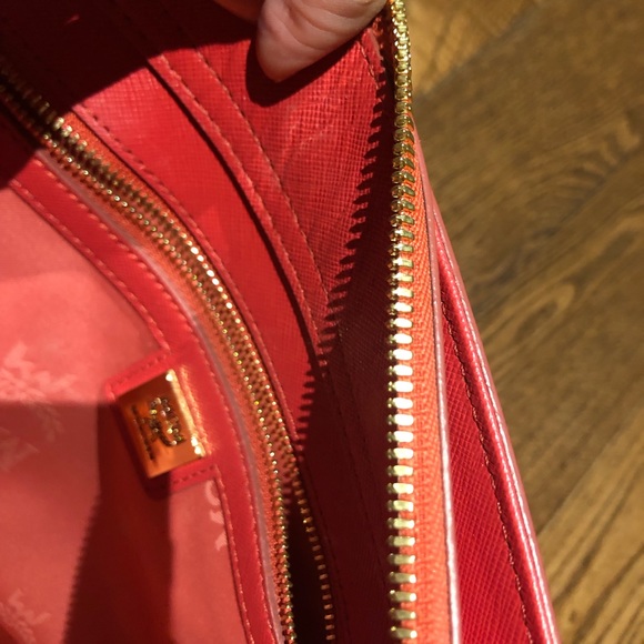 Authentic MCM tote bag - Picture 3 of 7